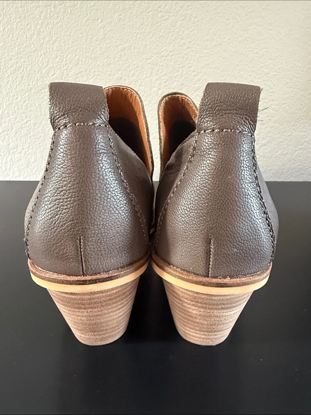 Lucky Brand Victorey Taupe Leather Ankle Booties with Stacked Heel